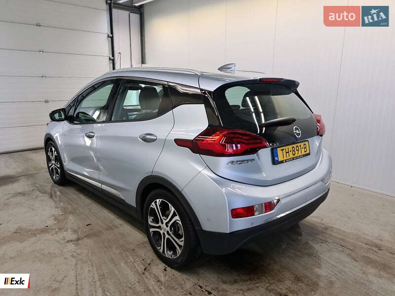 Хэтчбек Opel Ampera-e 2018 в Львове