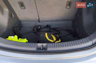 Хэтчбек Opel Ampera-e 2017 в 