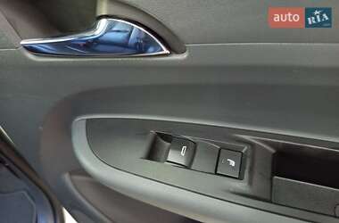 Хэтчбек Opel Ampera-e 2019 в 