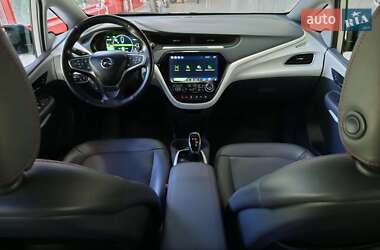 Хэтчбек Opel Ampera-e 2019 в 