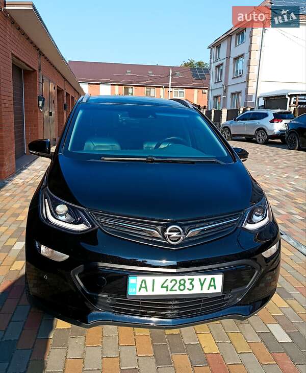 Хэтчбек Opel Ampera-e 2019 в 
