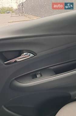Хэтчбек Opel Ampera-e 2020 в 