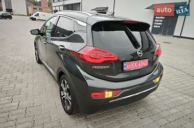 Хэтчбек Opel Ampera-e 2017 в 