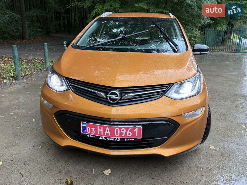 Хэтчбек Opel Ampera-e 2017 в Львове