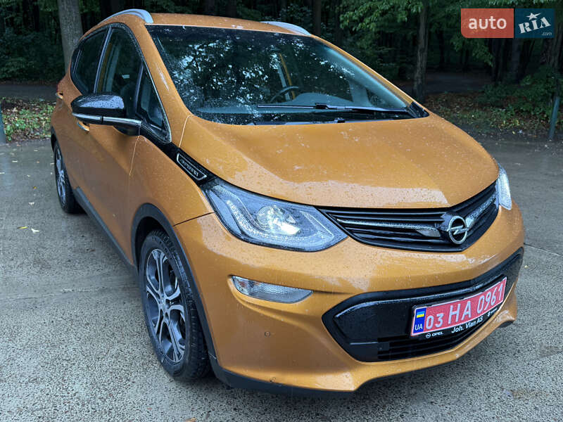 Хэтчбек Opel Ampera-e 2017 в Львове
