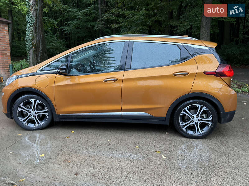 Хэтчбек Opel Ampera-e 2017 в Львове