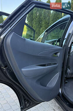 Хэтчбек Opel Ampera-e 2020 в 