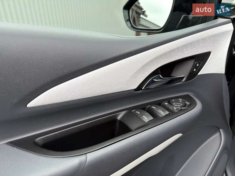 Хэтчбек Opel Ampera-e 2020 в Черновцах