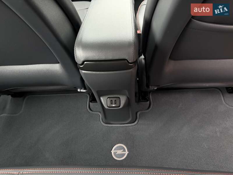 Хэтчбек Opel Ampera-e 2020 в Черновцах