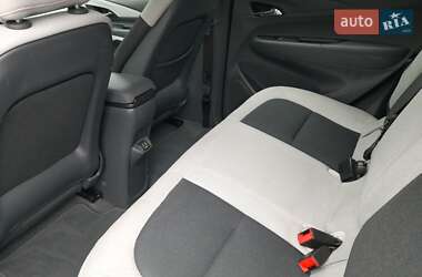 Хэтчбек Opel Ampera-e 2019 в 