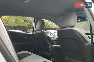 Хэтчбек Opel Ampera-e 2019 в 