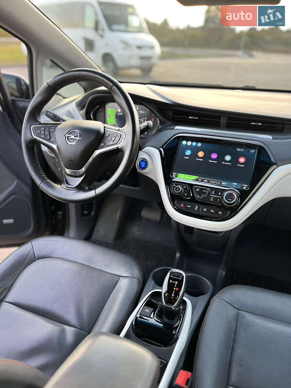 Хэтчбек Opel Ampera-e 2017 в Ковеле