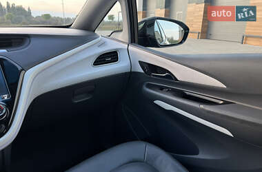 Хэтчбек Opel Ampera-e 2017 в 