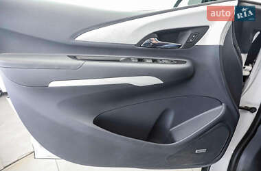 Хэтчбек Opel Ampera-e 2018 в 