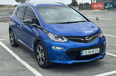 Хэтчбек Opel Ampera-e 2019 в 