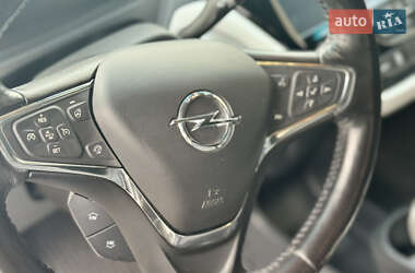 Хэтчбек Opel Ampera-e 2019 в 
