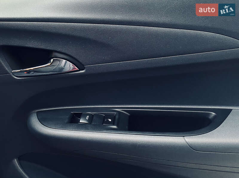 Хэтчбек Opel Ampera-e 2017 в Тернополе