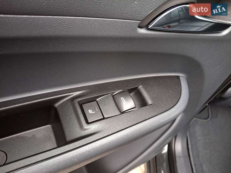 Хэтчбек Opel Ampera-e 2020 в Днепре