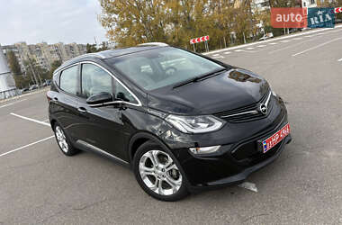 Хэтчбек Opel Ampera-e 2020 в Киеве Хэтчбек Opel Ampera-e 2020 в Киеве