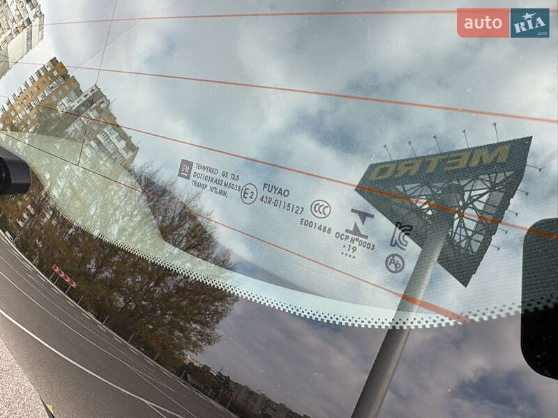 Хэтчбек Opel Ampera-e 2020 в Киеве фото 29 Хэтчбек Opel Ampera-e 2020 в Киеве