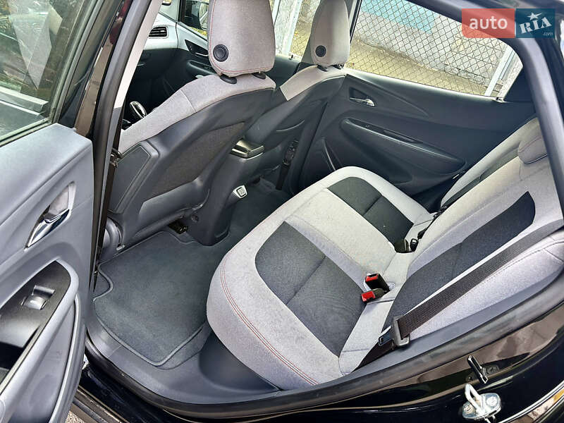 Хэтчбек Opel Ampera-e 2020 в Киеве фото 39 Хэтчбек Opel Ampera-e 2020 в Киеве