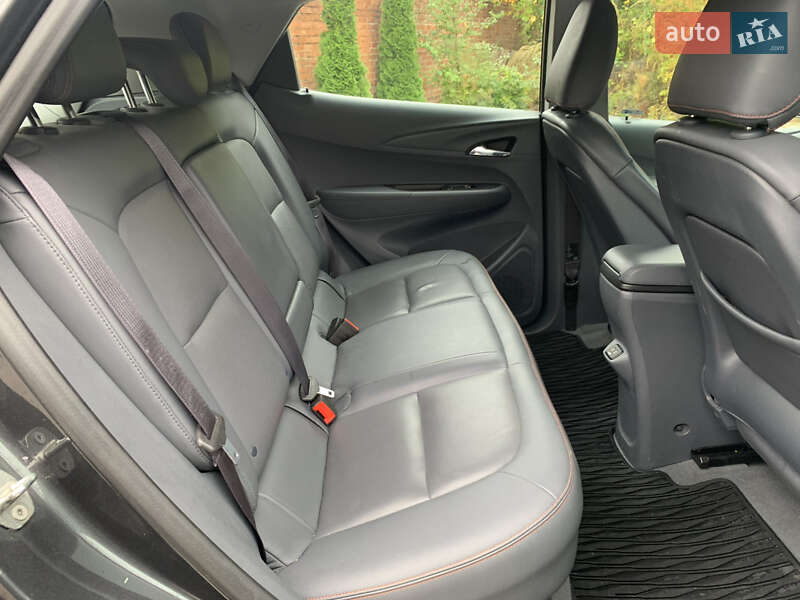 Хэтчбек Opel Ampera-e 2017 в Коломые фото 37 Хэтчбек Opel Ampera-e 2017 в Коломые