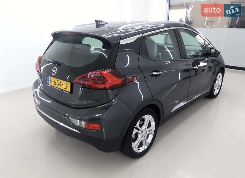Хэтчбек Opel Ampera-e 2020 в Тернополе фото 49 Хэтчбек Opel Ampera-e 2020 в Тернополе