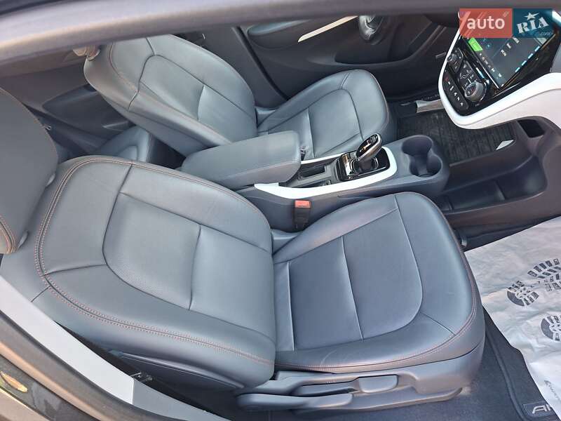 Хэтчбек Opel Ampera-e 2020 в Виннице