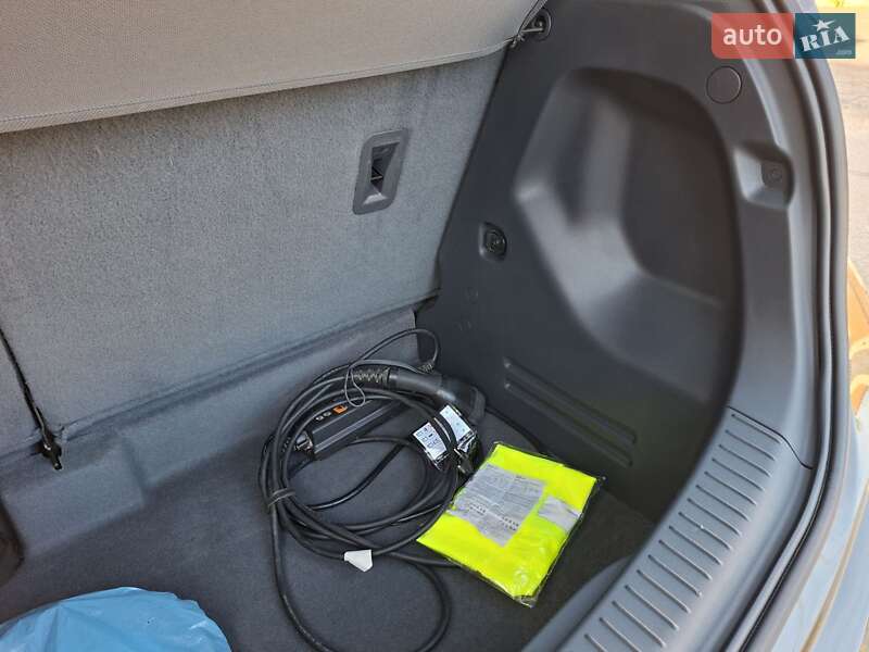 Хэтчбек Opel Ampera-e 2020 в Виннице