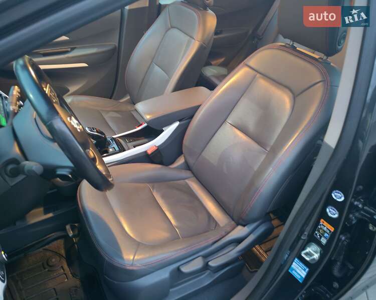 Хэтчбек Opel Ampera-e 2017 в Ровно