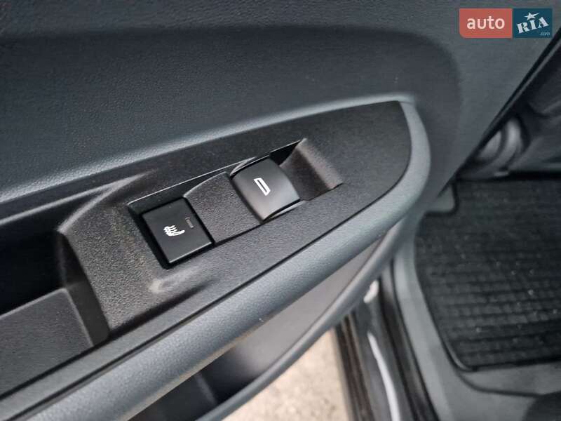 Хэтчбек Opel Ampera-e 2019 в Киеве