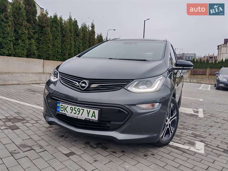 Хэтчбек Opel Ampera-e 2017 в Ровно