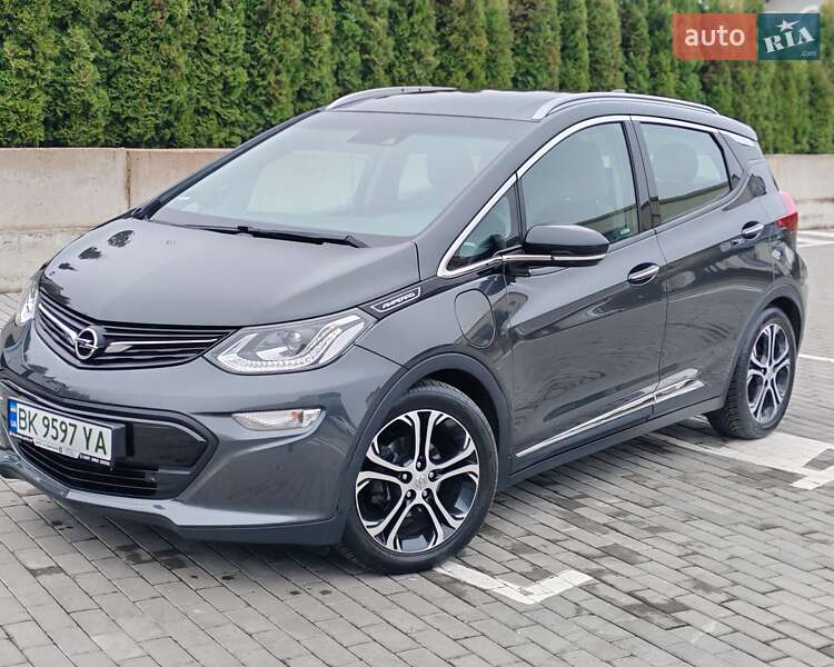 Хэтчбек Opel Ampera-e 2017 в Ровно