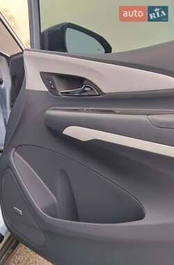 Хэтчбек Opel Ampera-e 2017 в Житомире