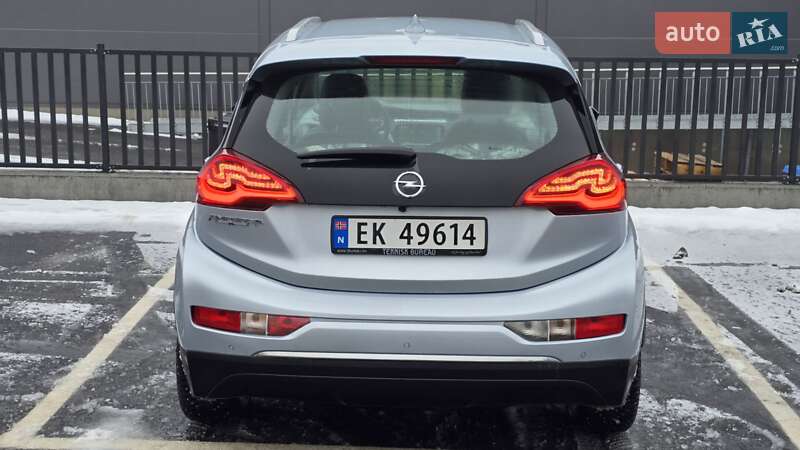 Хэтчбек Opel Ampera-e 2017 в Каменец-Подольском