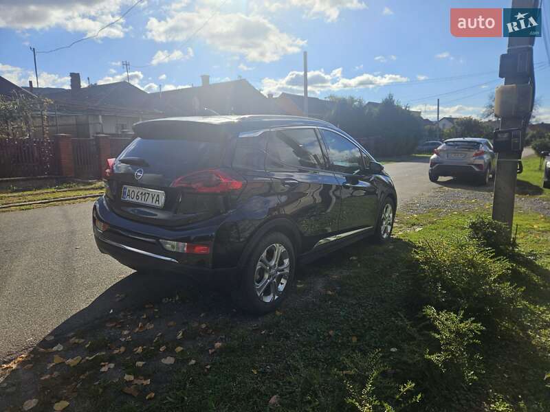 Хетчбек Opel Ampera-e 2019 в Ужгороді