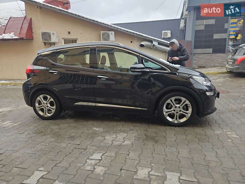 Хетчбек Opel Ampera-e 2019 в Ужгороді