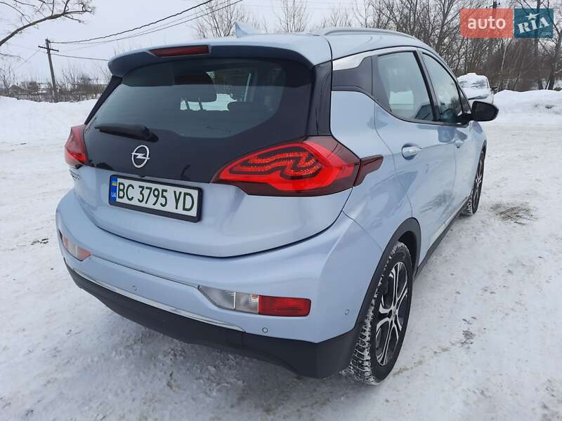 Хэтчбек Opel Ampera-e 2017 в Золочеве фото 14 Хэтчбек Opel Ampera-e 2017 в Золочеве