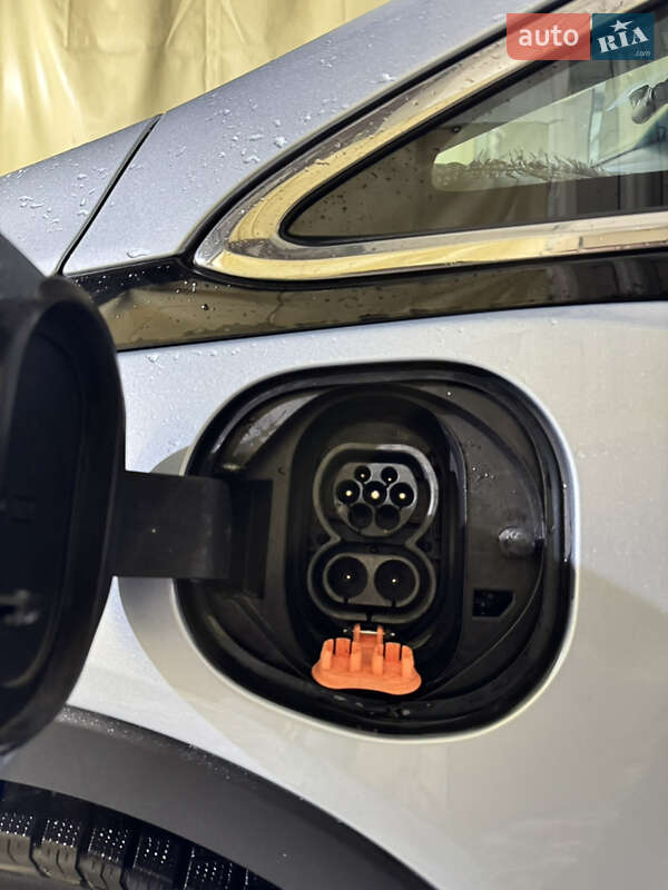 Хетчбек Opel Ampera-e 2017 в Житомирі фото 11 Хетчбек Opel Ampera-e 2017 в Житомирі