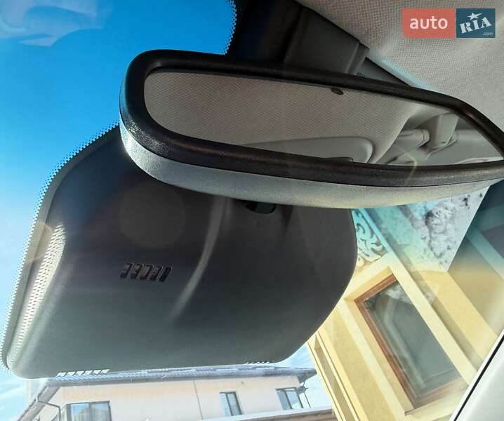 Хэтчбек Opel Ampera-e 2019 в Львове фото 81 Хэтчбек Opel Ampera-e 2019 в Львове