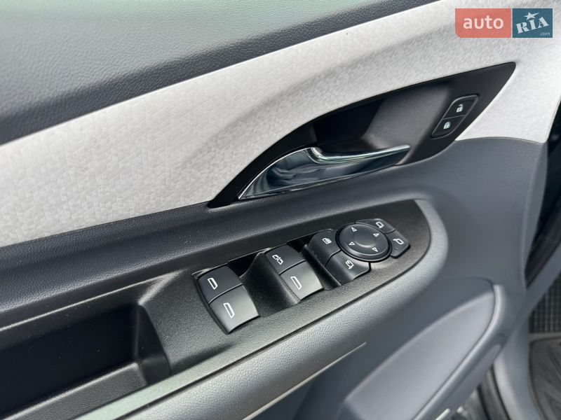 Хэтчбек Opel Ampera-e 2017 в Коломые