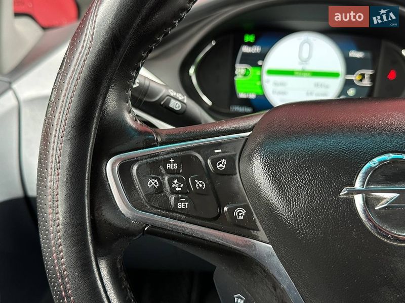 Хэтчбек Opel Ampera-e 2019 в Киеве фото 19 Хэтчбек Opel Ampera-e 2019 в Киеве