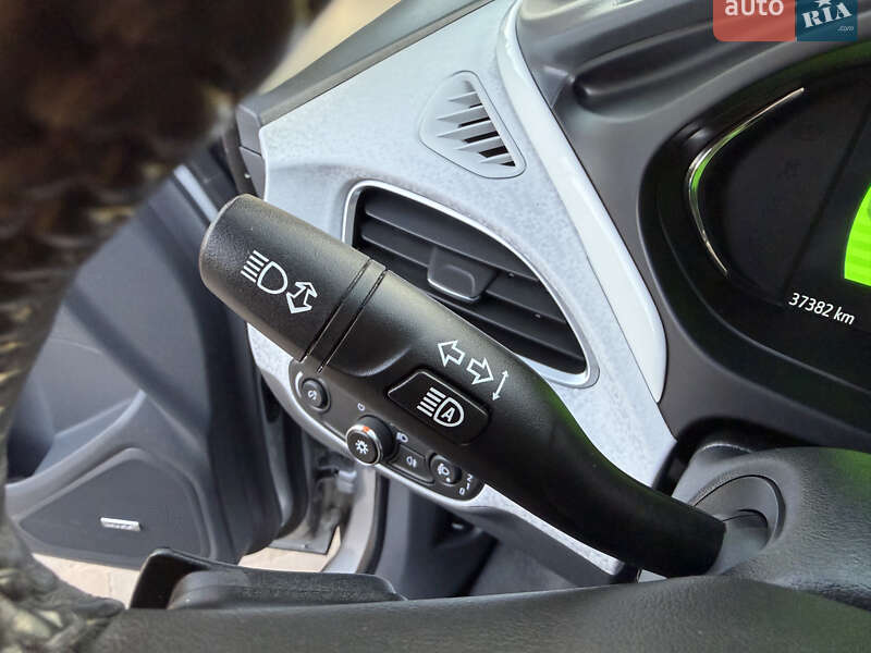 Хэтчбек Opel Ampera-e 2020 в Черновцах фото 44 Хэтчбек Opel Ampera-e 2020 в Черновцах