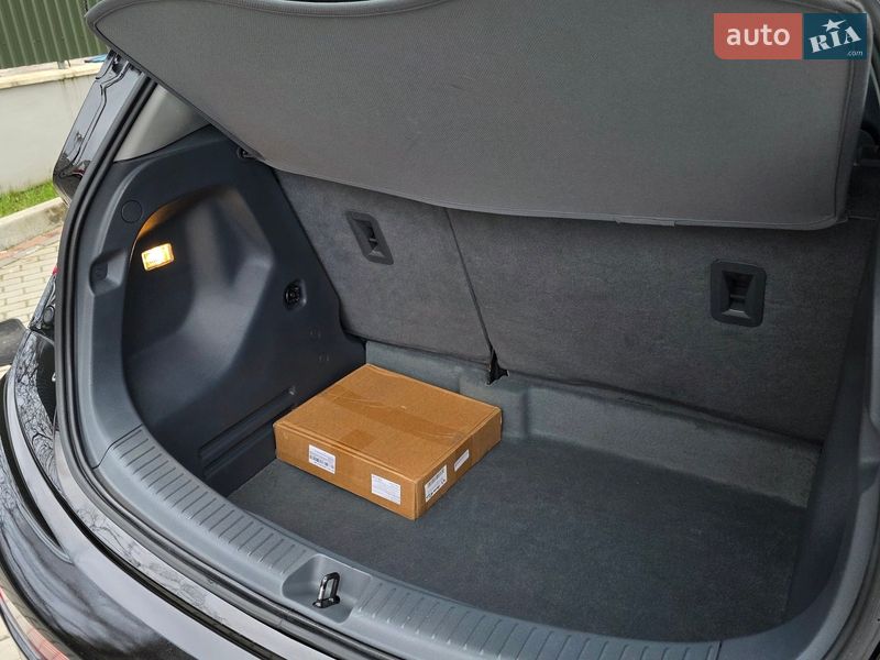 Хэтчбек Opel Ampera-e 2019 в Тернополе фото 37 Хэтчбек Opel Ampera-e 2019 в Тернополе