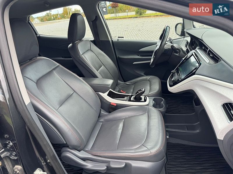 Хэтчбек Opel Ampera-e 2017 в Коломые