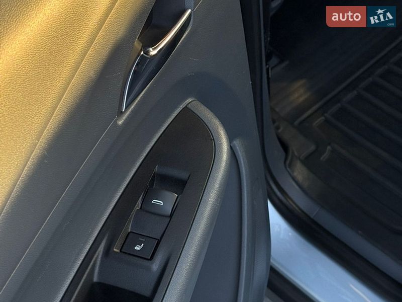 Хэтчбек Opel Ampera-e 2017 в Житомире