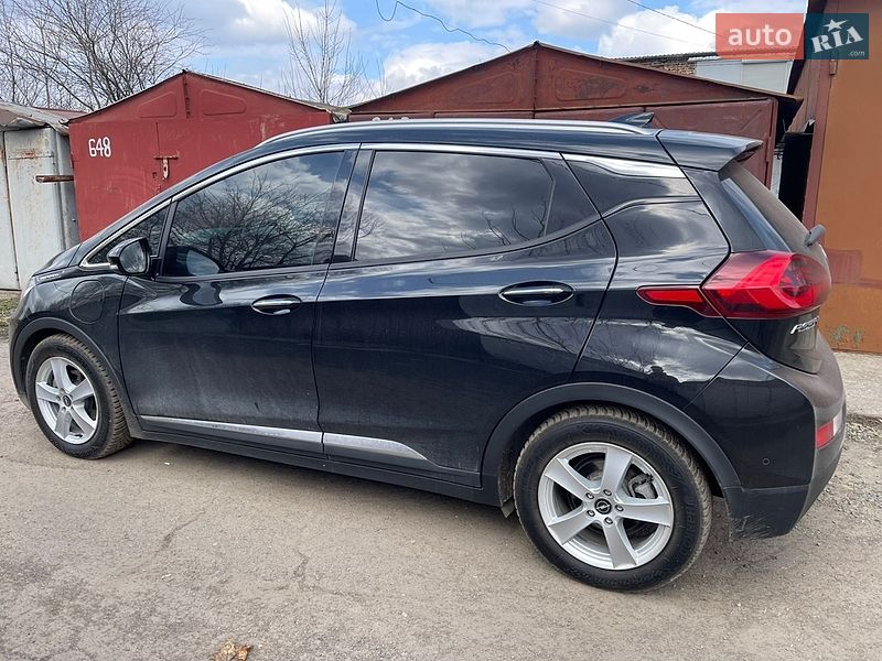 Хэтчбек Opel Ampera-e 2019 в Ровно