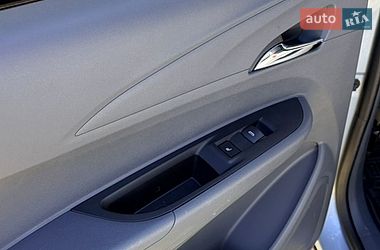 Хэтчбек Opel Ampera-e 2017 в Одессе фото 15 Хэтчбек Opel Ampera-e 2017 в Одессе