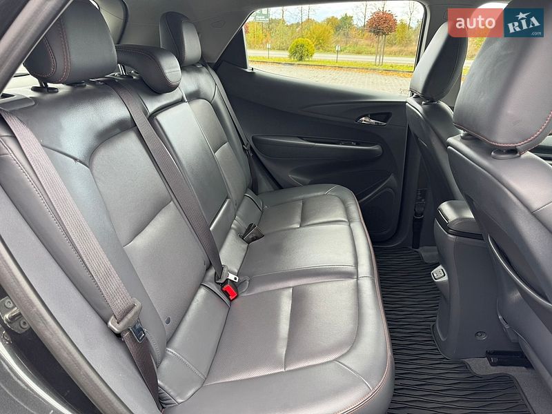 Хэтчбек Opel Ampera-e 2017 в Коломые фото 45 Хэтчбек Opel Ampera-e 2017 в Коломые