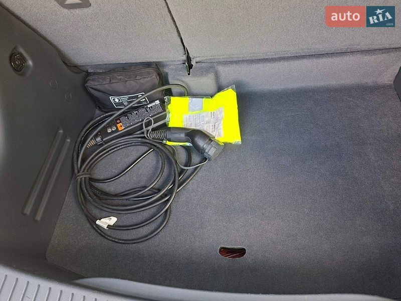Хэтчбек Opel Ampera-e 2020 в Виннице
